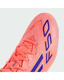 adidas F50 – lekkie korki piłkarskie na różne nawierzchnie | RED BOX