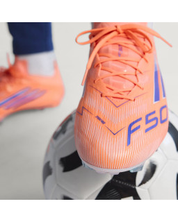 adidas F50 – profesjonalne,lekkie korki piłkarskie na naturalną murawę