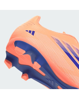 Dziecięce korki adidas F50 Club - lekkie buty piłkarskie dla młodych