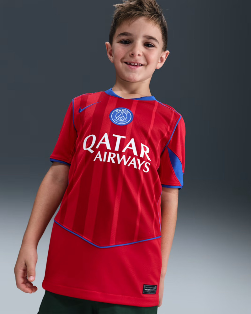 Dziecięca trzecia koszulka PSG 2025/26 – Nike Total 90 | REDBOX.pl